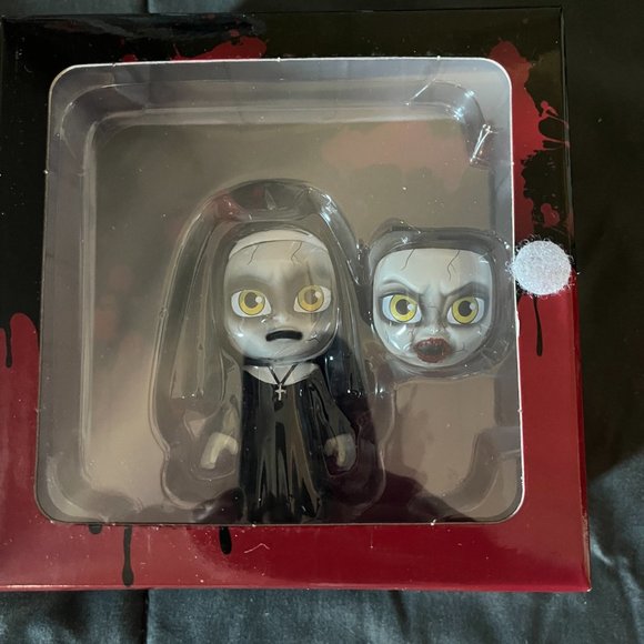 The Nun - w/ Extra FACE - Horror Movie - Funko 5/Five Star Figure - Picture 2 of 3